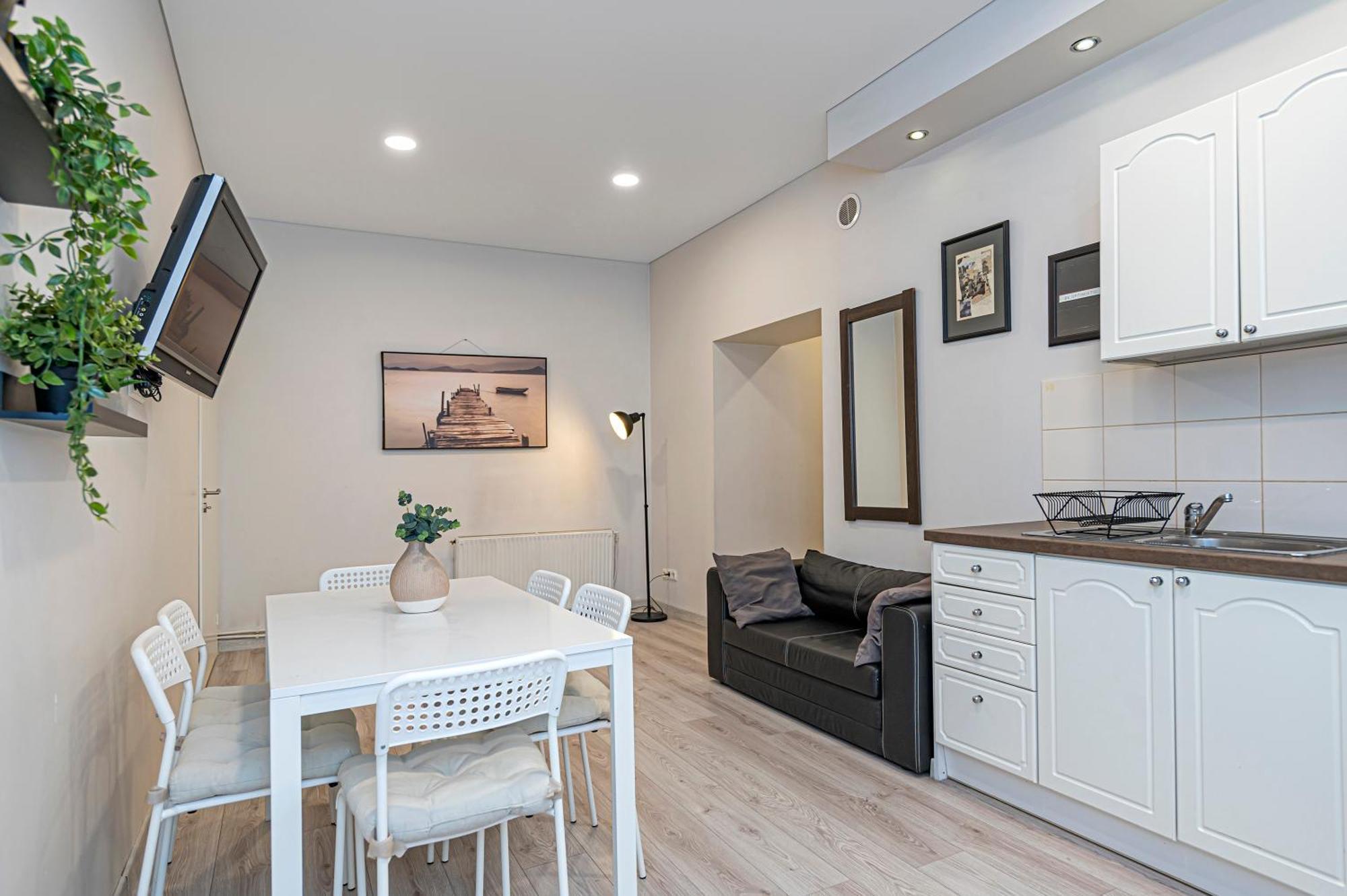City Centre 3Bd Apartment By Hostlovers Kaunas Exterior foto