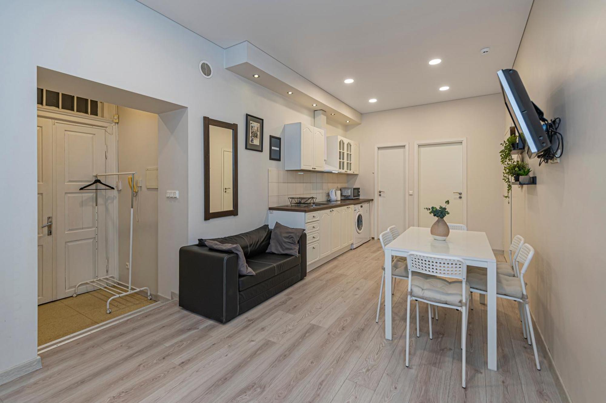City Centre 3Bd Apartment By Hostlovers Kaunas Exterior foto